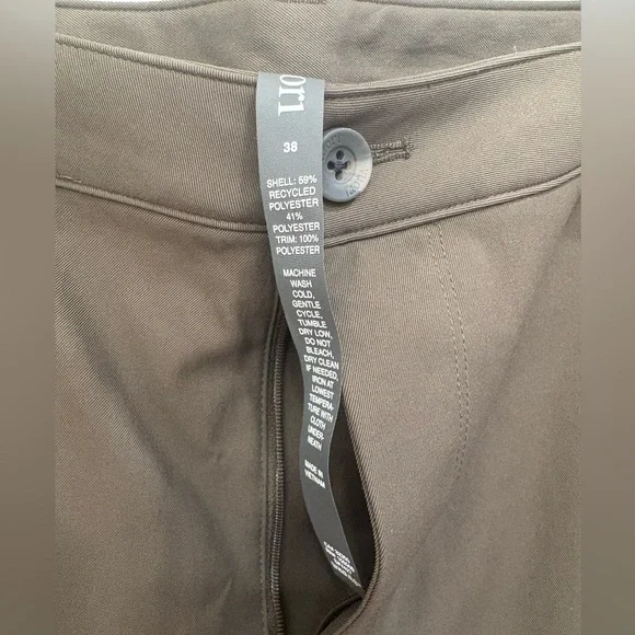 Vuori Men’s Cascade Tech Chino Pant Athletic Slim Fit 30” NWT - Picture 7 of 10